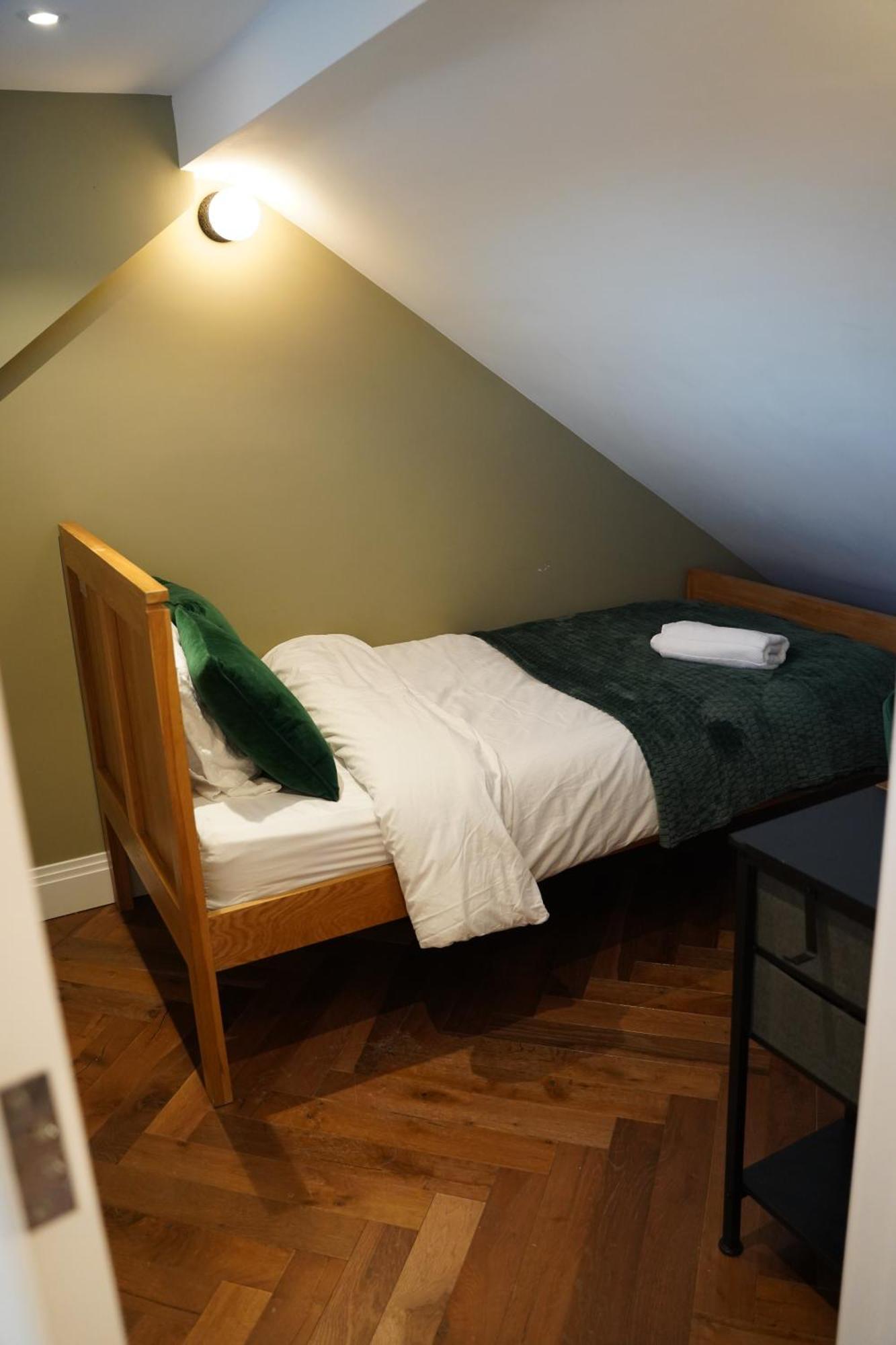 Super Deluxe Apartment Barnet Luaran gambar